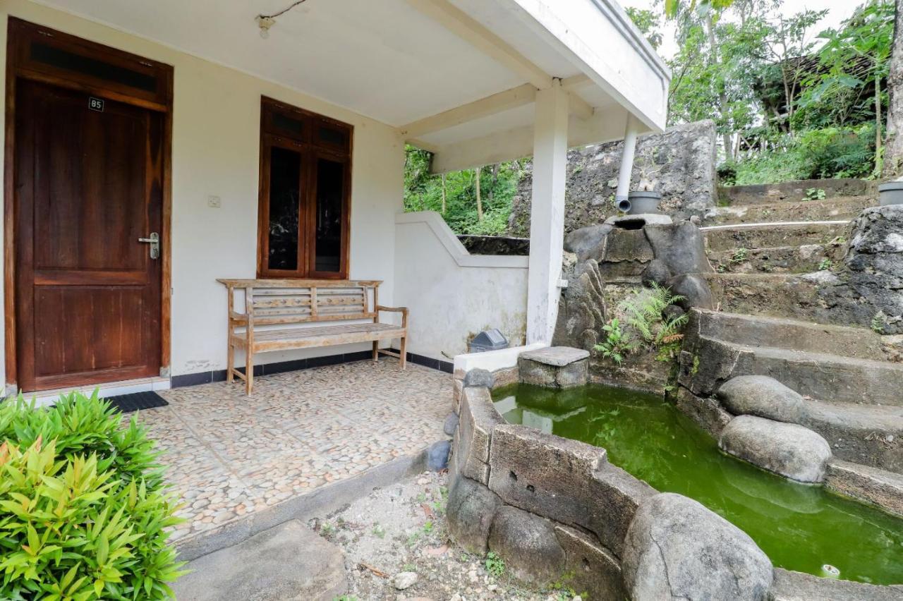 Rock Garden Homestay & Resto Tepus Exterior foto