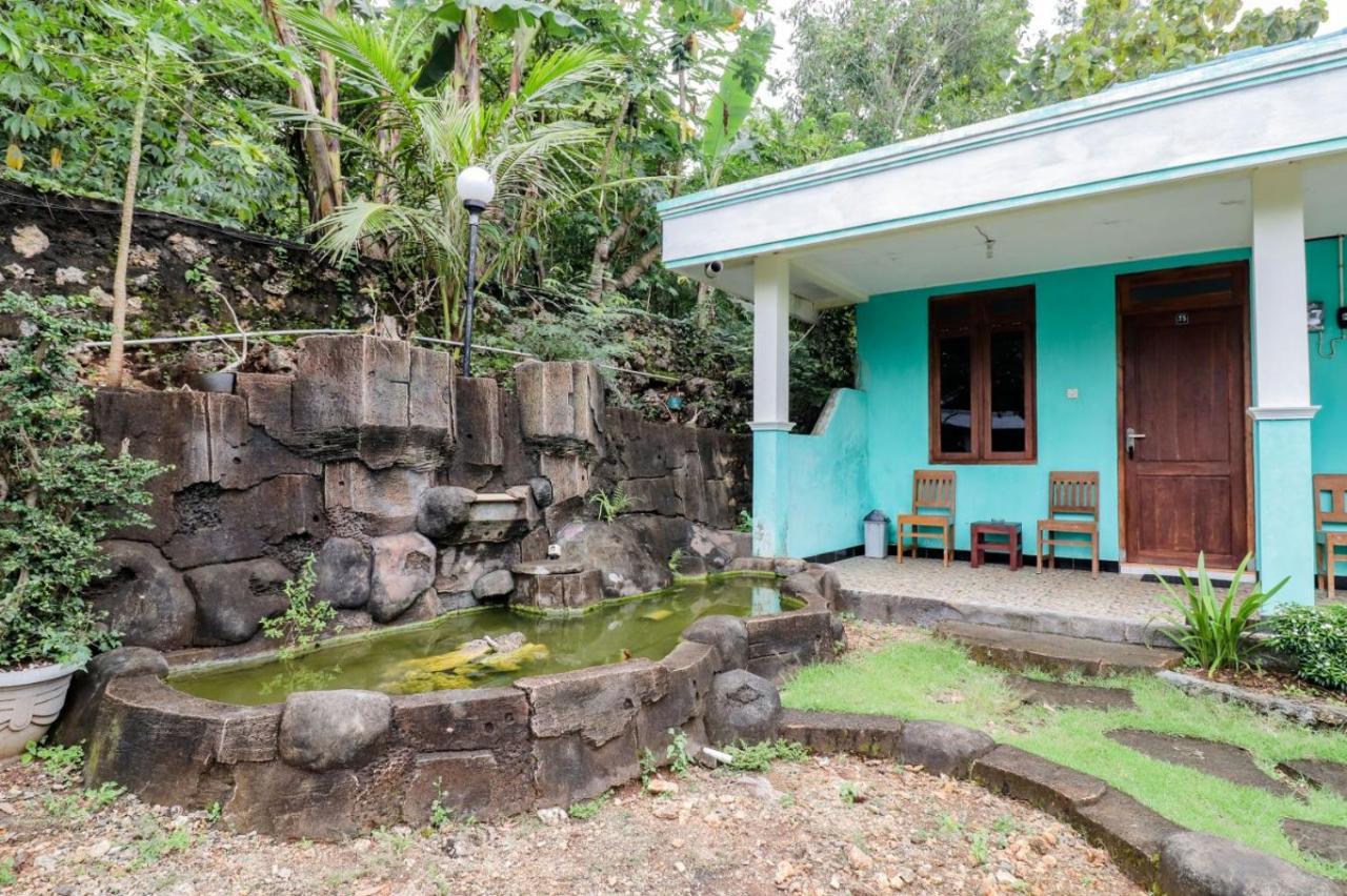 Rock Garden Homestay & Resto Tepus Exterior foto